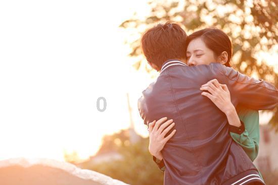 民间传说喜欢给历史人物加料，使得他们光芒万丈，这是为何？